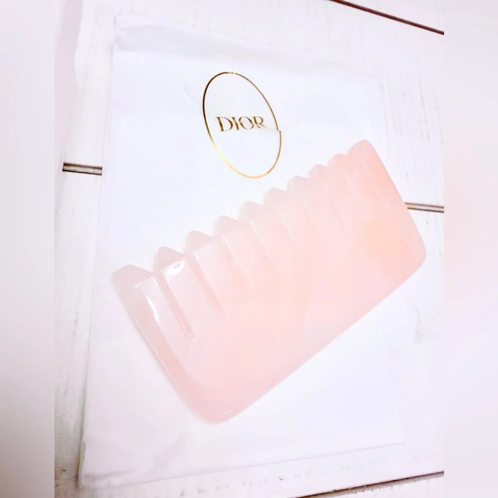 Dior Rose Quartz Comb